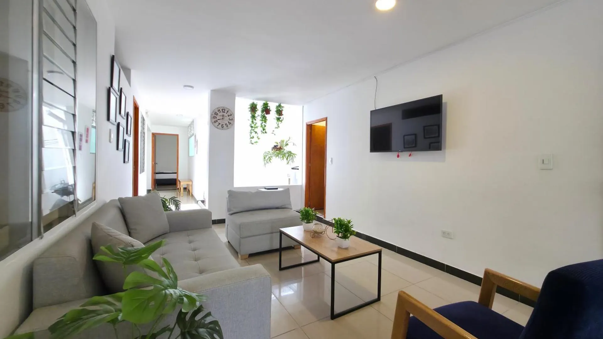 Casa Amplia Y Comoda Cerca Del Estadio Y La 70 Medellin 0*,  Colombia