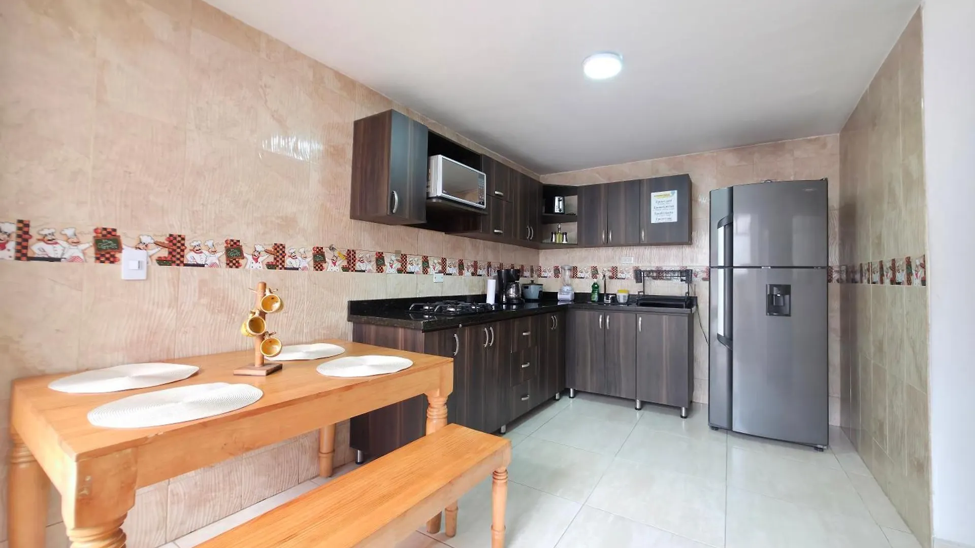 Casa Amplia Y Comoda Cerca Del Estadio Y La 70 Medellín Apartamento