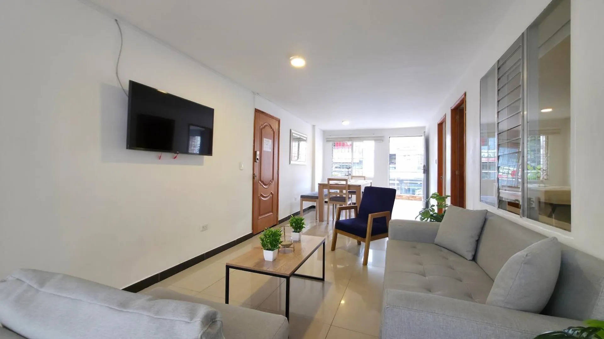 Casa Amplia Y Comoda Cerca Del Estadio Y La 70 Medellín